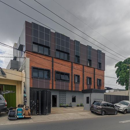 Reddoorz Near Puri Indah Mall Jakarta Eksteriør bilde